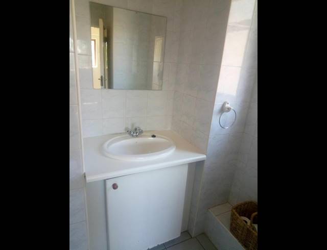 2 BEDROOM PROPERTY TO RENT IN WATERKLOOF